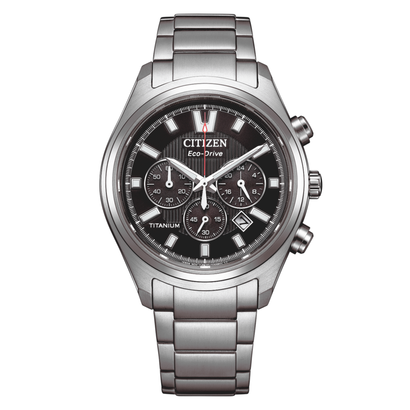 Eine Citizen Eco-Drive Chronograph-Uhr aus Titan mit schwarzem Zifferblatt.