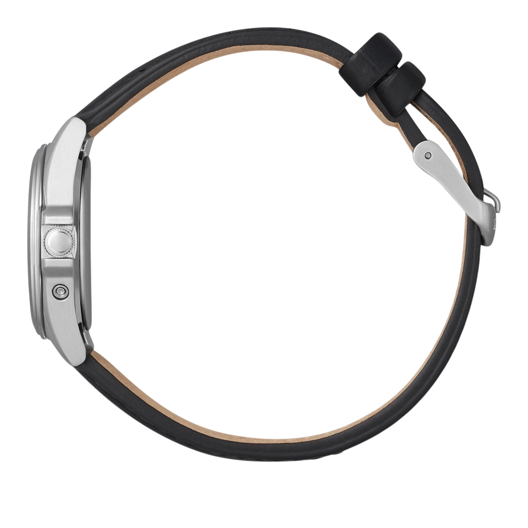 Seitenansicht einer silbernen Uhr mit schwarzem Lederarmband.