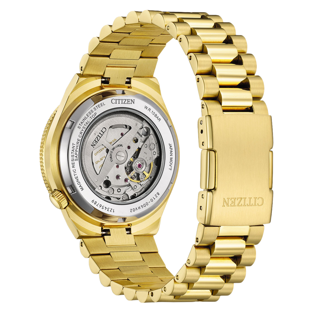 Eine goldene Citizen-Uhr mit offenem Gehäuseboden, der das Uhrwerk zeigt.