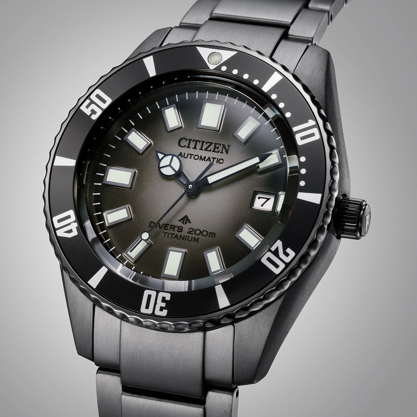Citizen-Uhr, schwarze Lünette, Titan, Taucheruhr, Automatik, graues Zifferblatt, Datumsanzeige