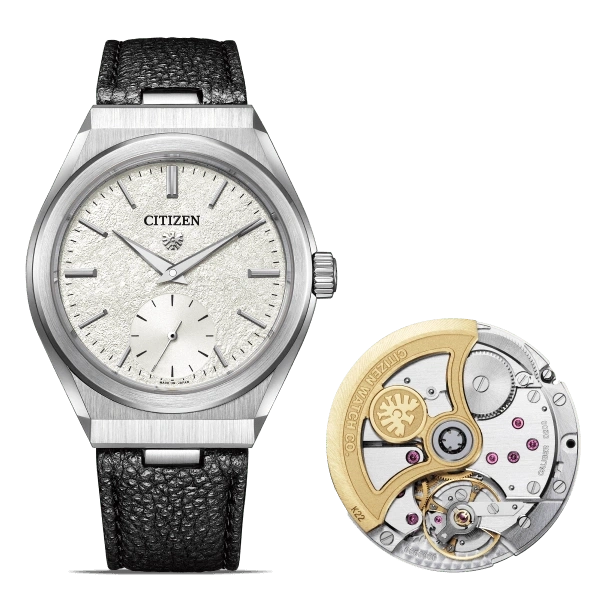 Citizen-Uhr mit strukturiertem Zifferblatt und freiliegendem Uhrwerk.