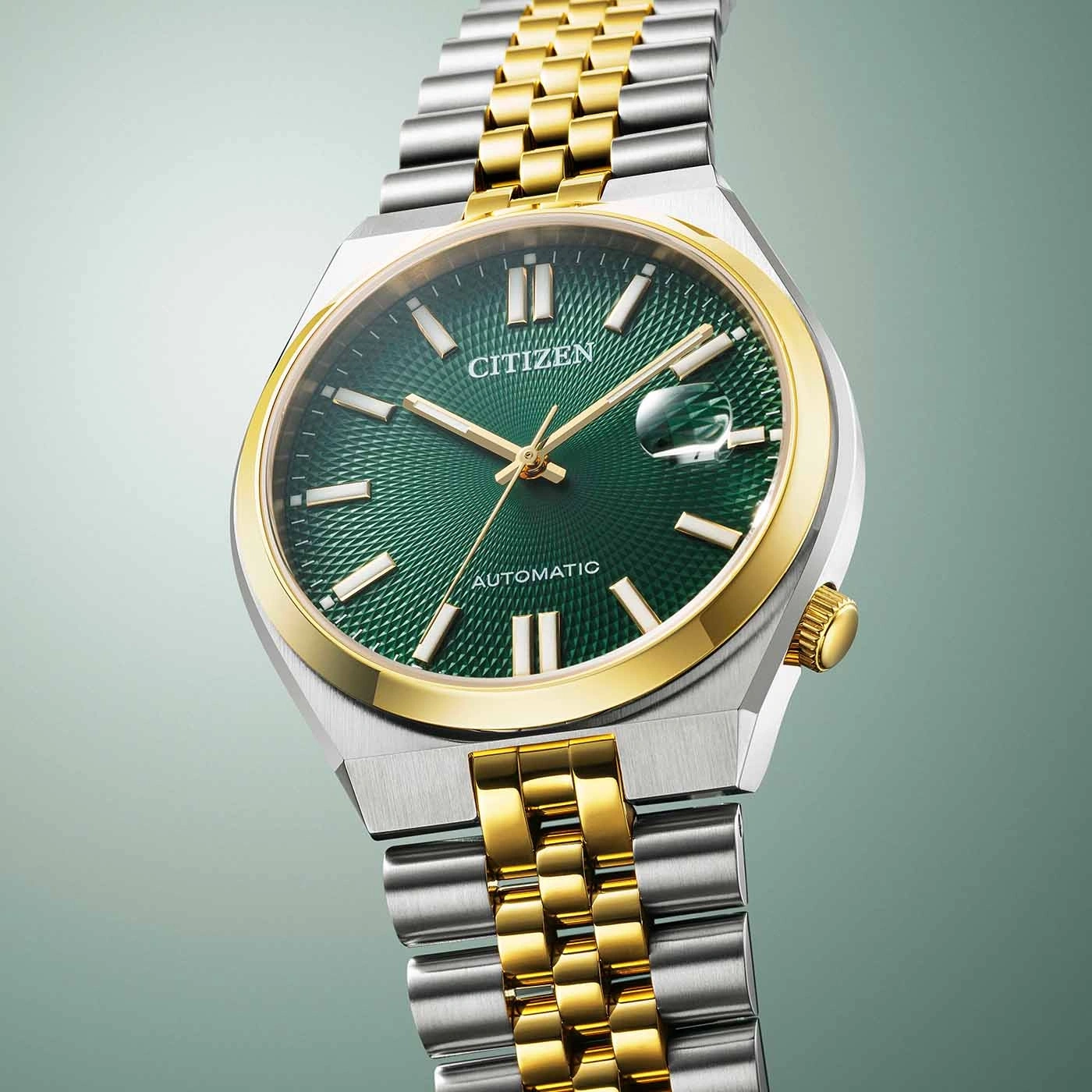 Citizen-Uhr mit grünem Zifferblatt und Gold- und Silberband