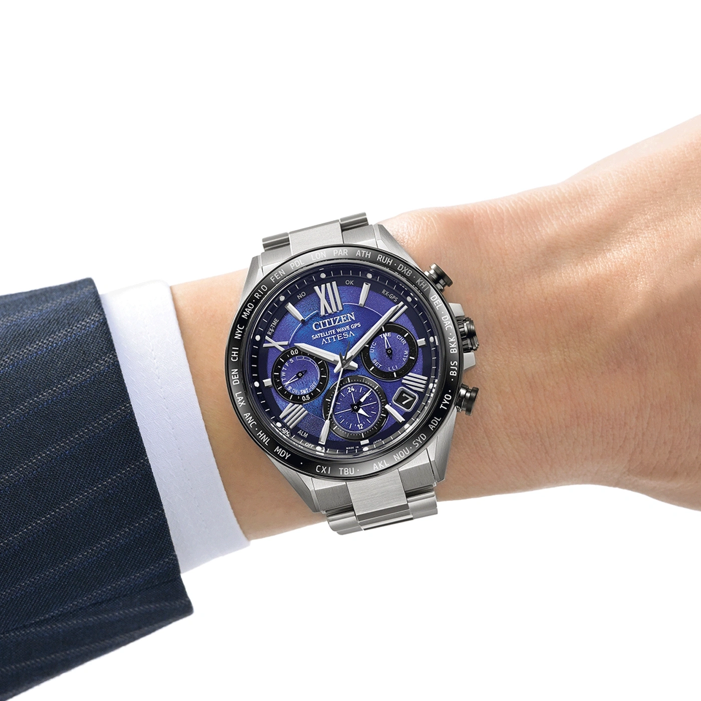 Citizen-Uhr am Handgelenk, blaues Zifferblatt, silbernes Armband, Anzug, Zeit, elegant, stilvoll, Accessoire
