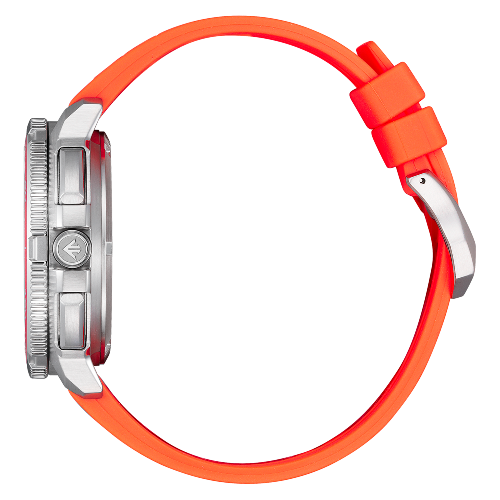 Seitenansicht einer modernen silbernen Uhr mit einem orangefarbenen Kautschukarmband.
