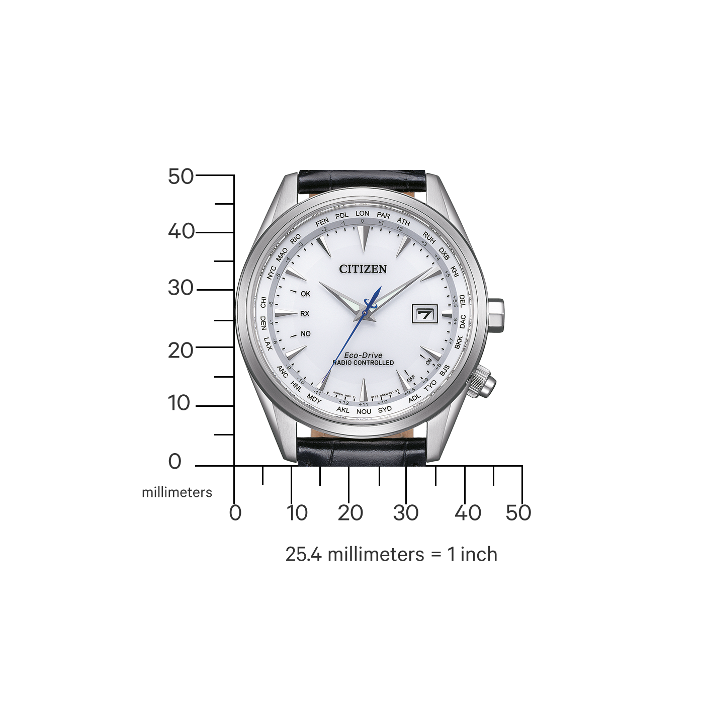 Citizen-Uhr mit Weltzeitfunktion, weißem Zifferblatt, schwarzem Lederarmband und silbernem Gehäuse.