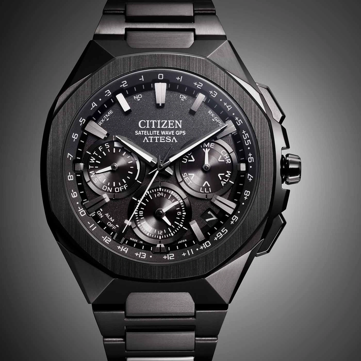 Schwarze Citizen Attesa Uhr mit mehreren Zifferblättern und Zeitanzeigen, stilvolles Design.