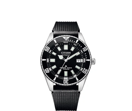 Citizen automatische Taucheruhr mit schwarzem Zifferblatt, Titan Gehäuse und Armband