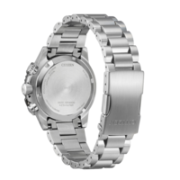 Rückseite einer silbernen Citizen Eco-Drive Uhr mit Metallarmband.